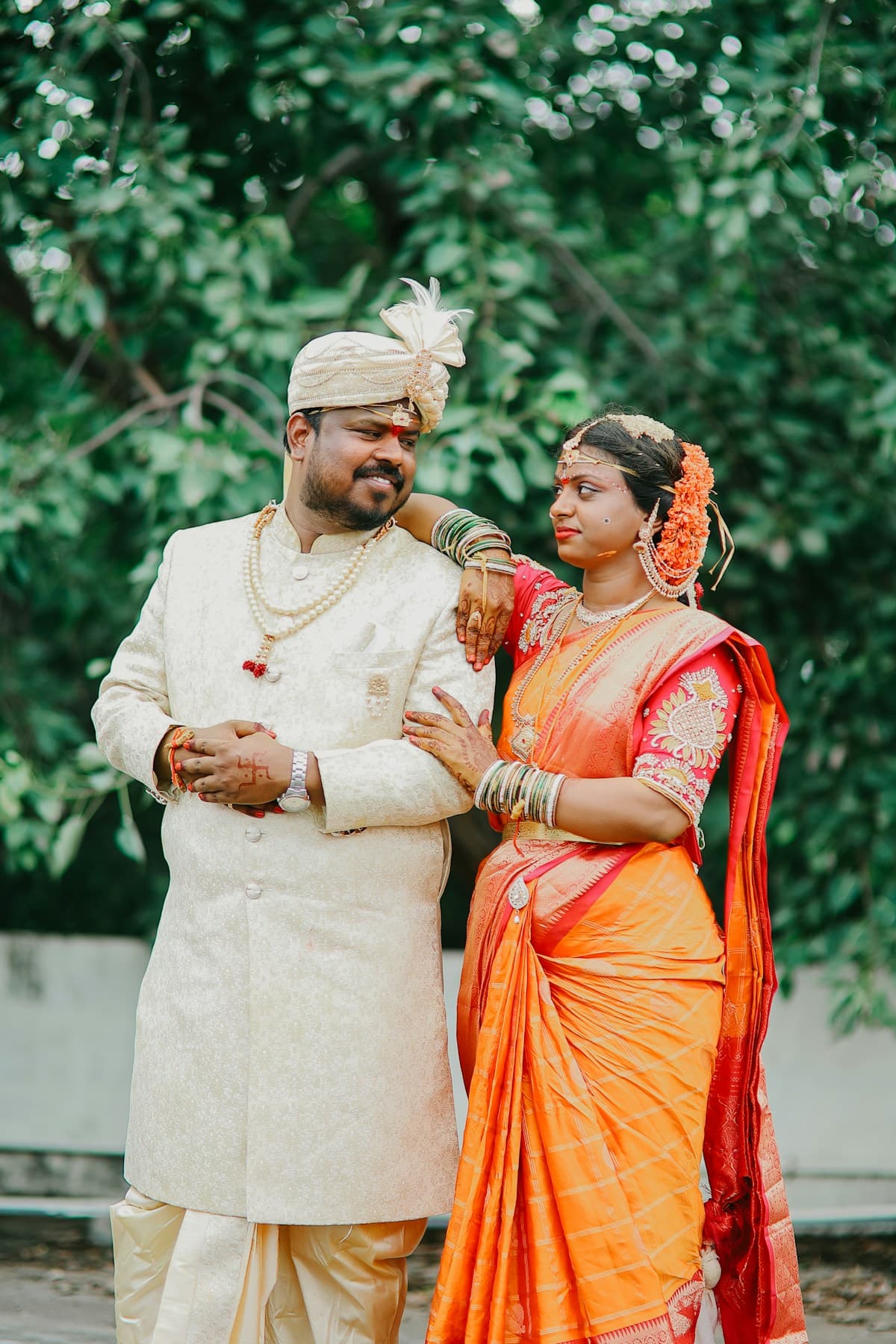 Indian wedding couple in traditional attire — save the date digital India guide